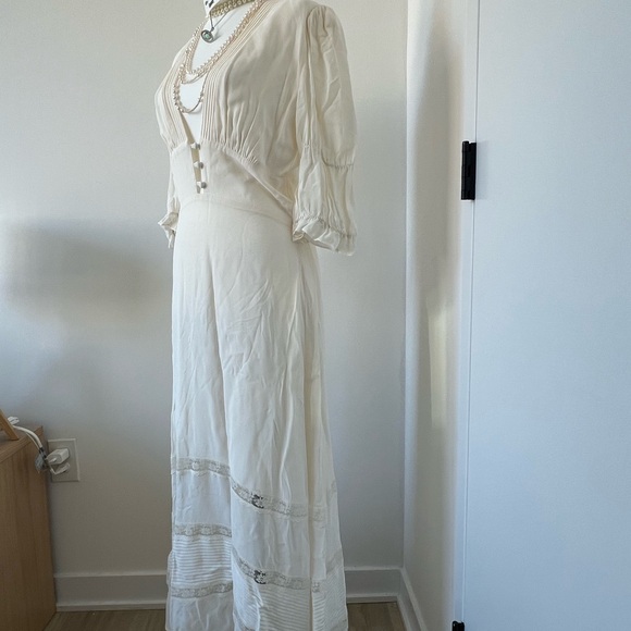 Reformation Ginny Maxi Dress in White/Ivory Size 8 Preppy Boho Bridal Picnic - Picture 8 of 17